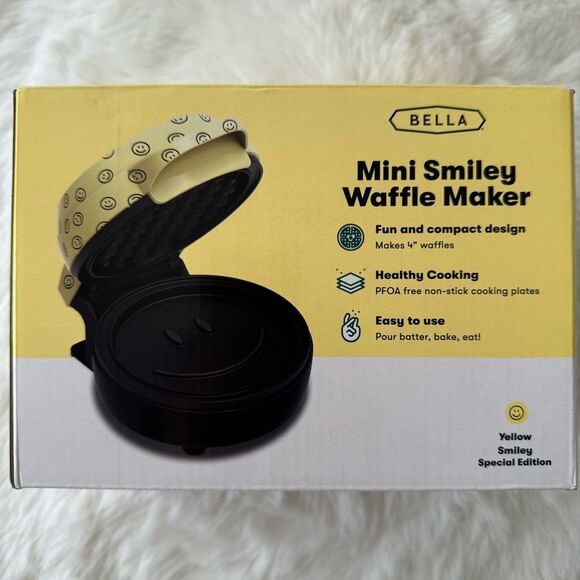 BELLA Printed Mini Waffle Maker - Yellow Smiley - Picture 4 of 8